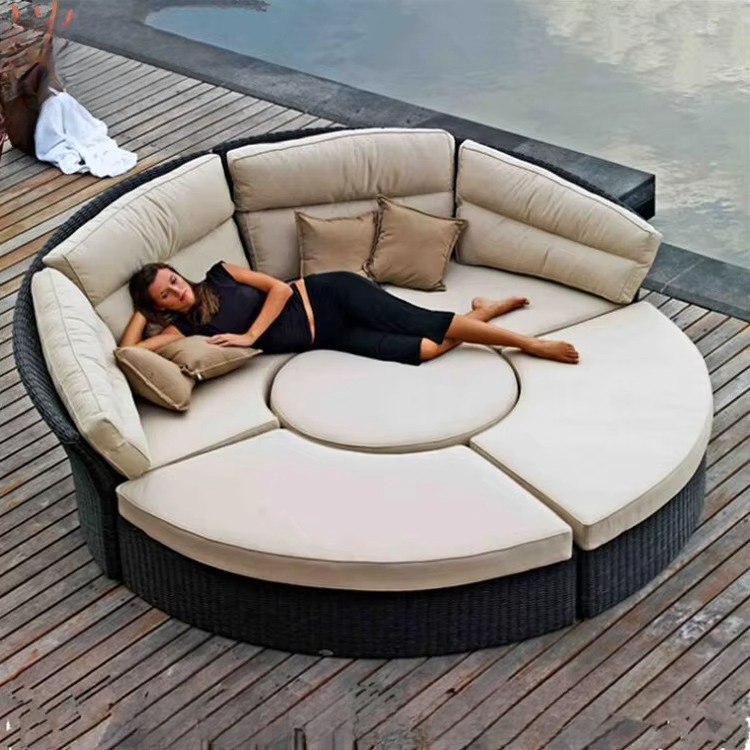 Outdoor Daybed Furniture - Tempat Tidur Santai Bulat Rotan Mewah